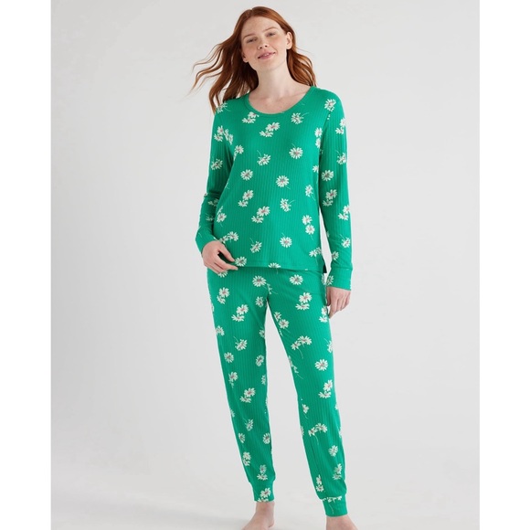 Joyspun Women’s Ribbed Green Floral Print Top and Pants Pajama Lounge Set - Picture 2 of 5